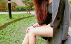 9位美女撒尿正面自拍尿口